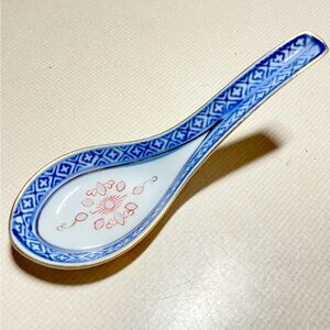 Vintage Chinese Hand Painted Porcelain Soup Spoon